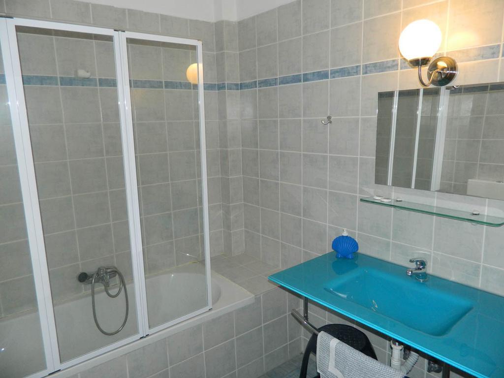 Hotel Peridromos Levádeia Habitación foto